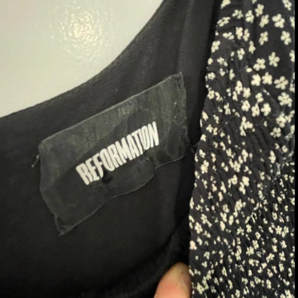 SOLD Reformation • Floral Short Sleeve Mini Dress • 2 - Picture 3 of 4